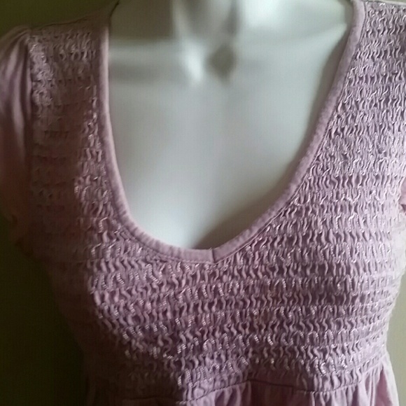 Beautiful Top. - Picture 2 of 4