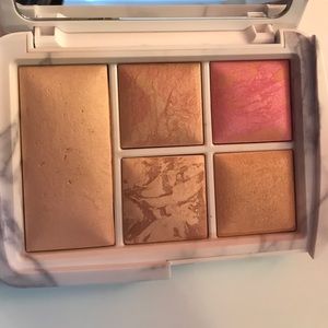 Hourglass face pallet