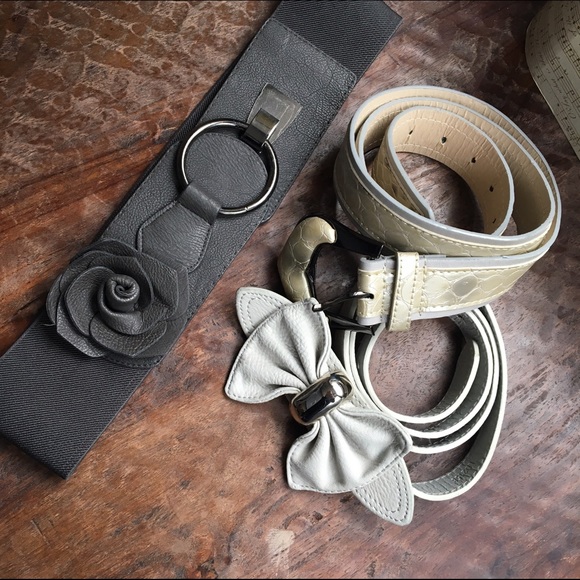 Three  fashion belts bundle 🎀💕🎉