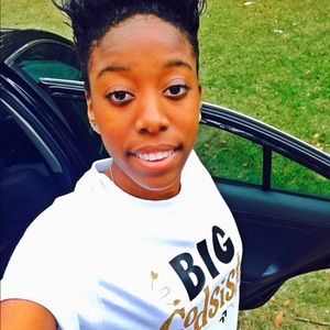 Meet your Posher, Asheema