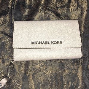 Michael Kors phone case. For IPhone 5 and 5s