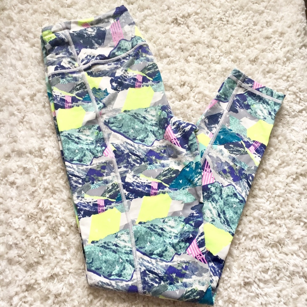 Victoria's Secret workout leggings -sport knockout