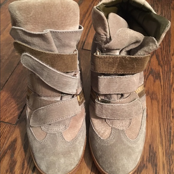 BCBG Suede Grey Wedge Sneakers