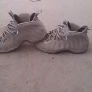 Shoes but i will trade fir a farogoma belt. But ha