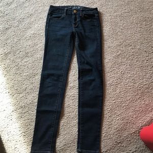 Dark Wash American Eagle Jegging