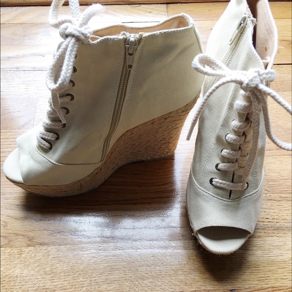 Aldo Peep Toe Wedge Sandals - Picture 2 of 2