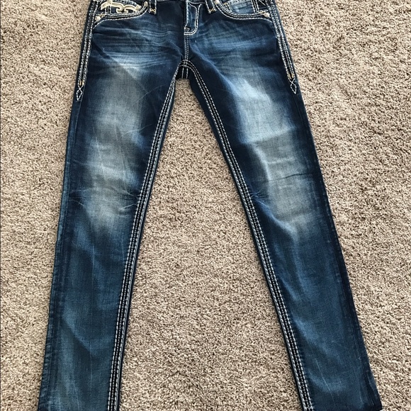 Brand new Rock Revival skinny jeans.