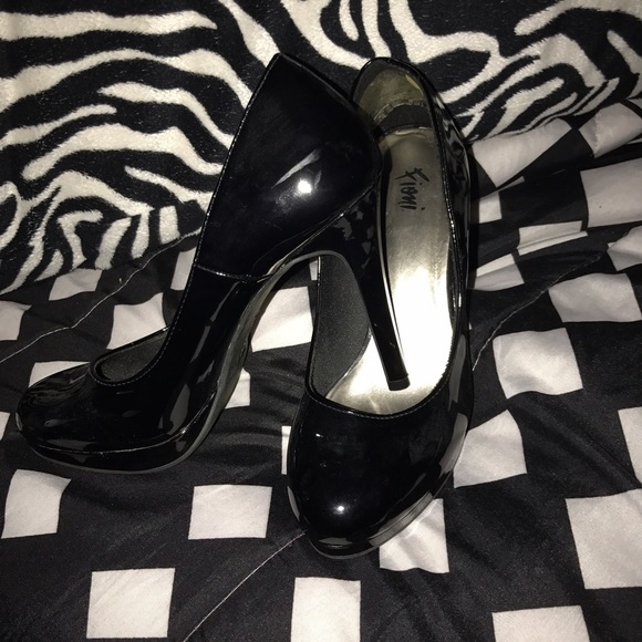 Black heels