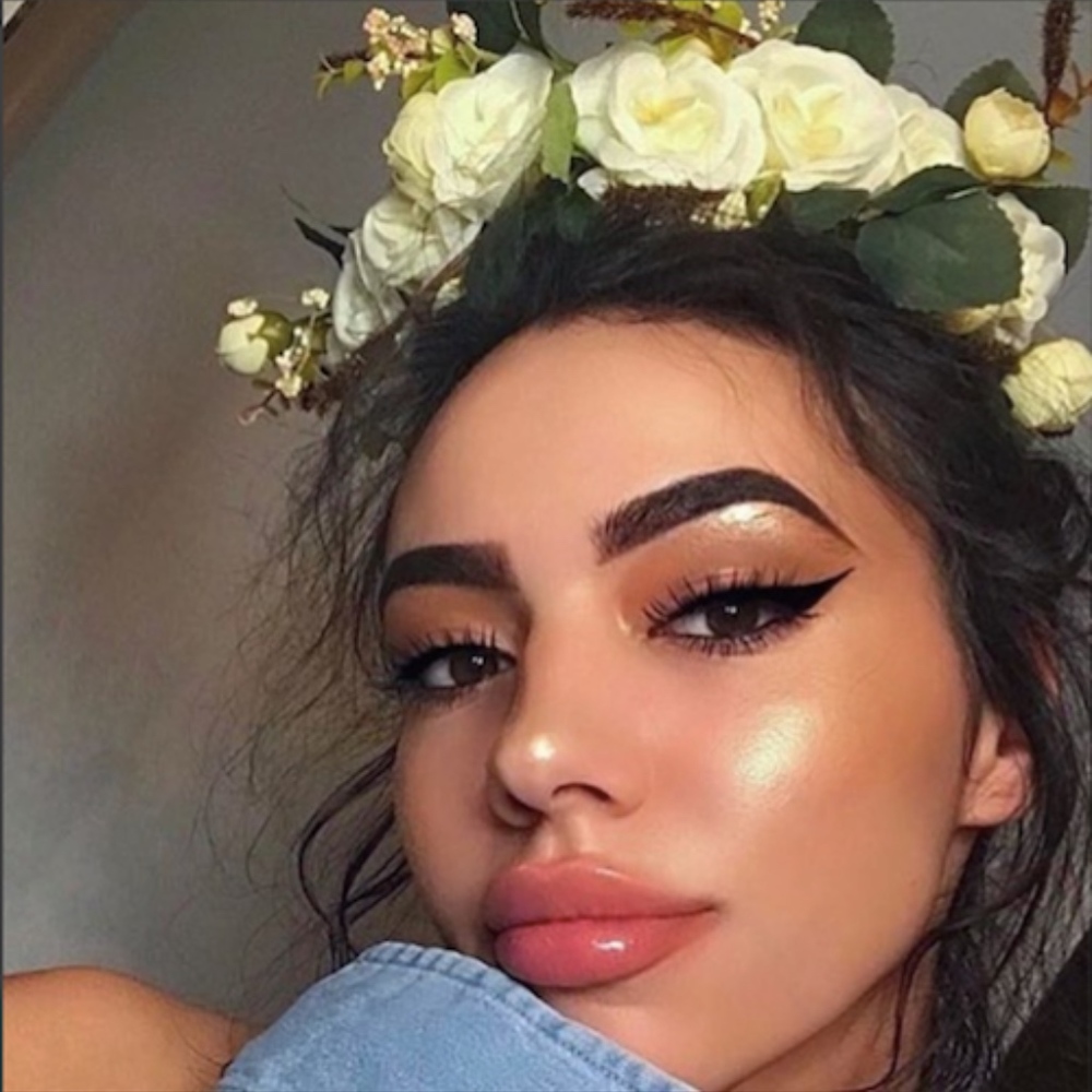 Meet your Posher, Chloe