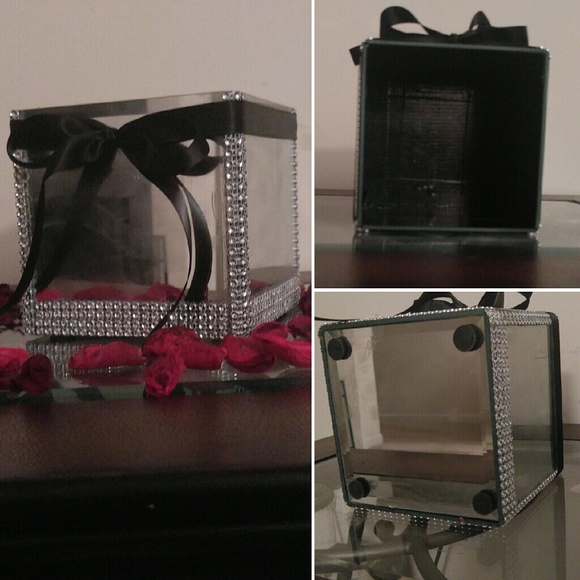 Glass Mirror Rhinestone Box - Picture 2 of 4