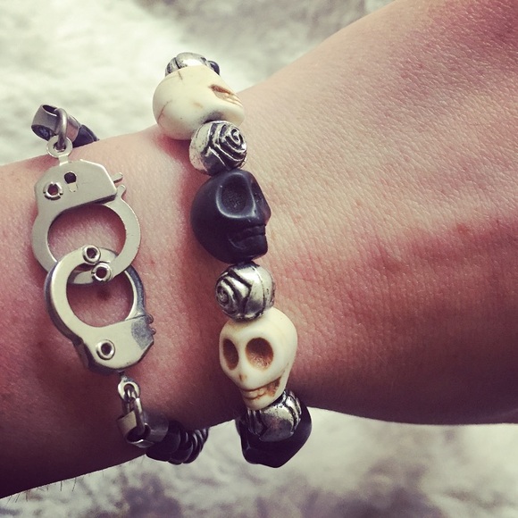 Grungy Bracelet Set.