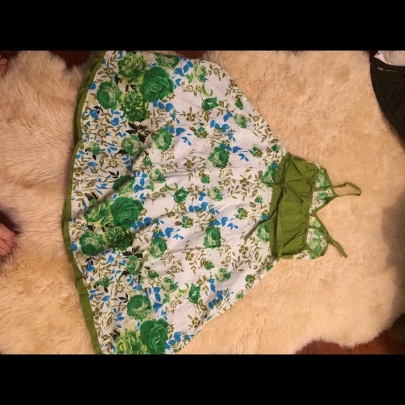 Spring/Summer dress!! - Picture 3 of 3