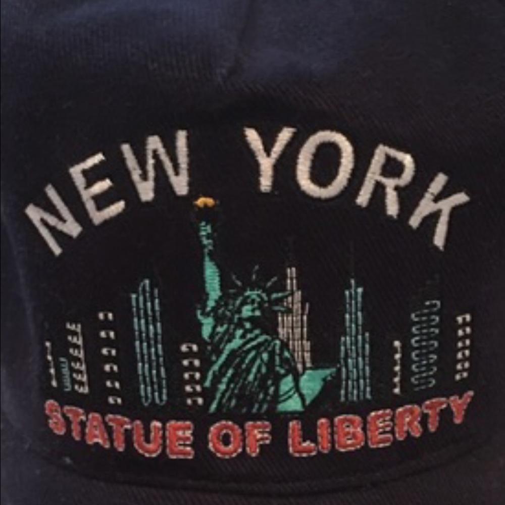 New York Statue Of Liberty Baseball Cap - Picture 2 of 5