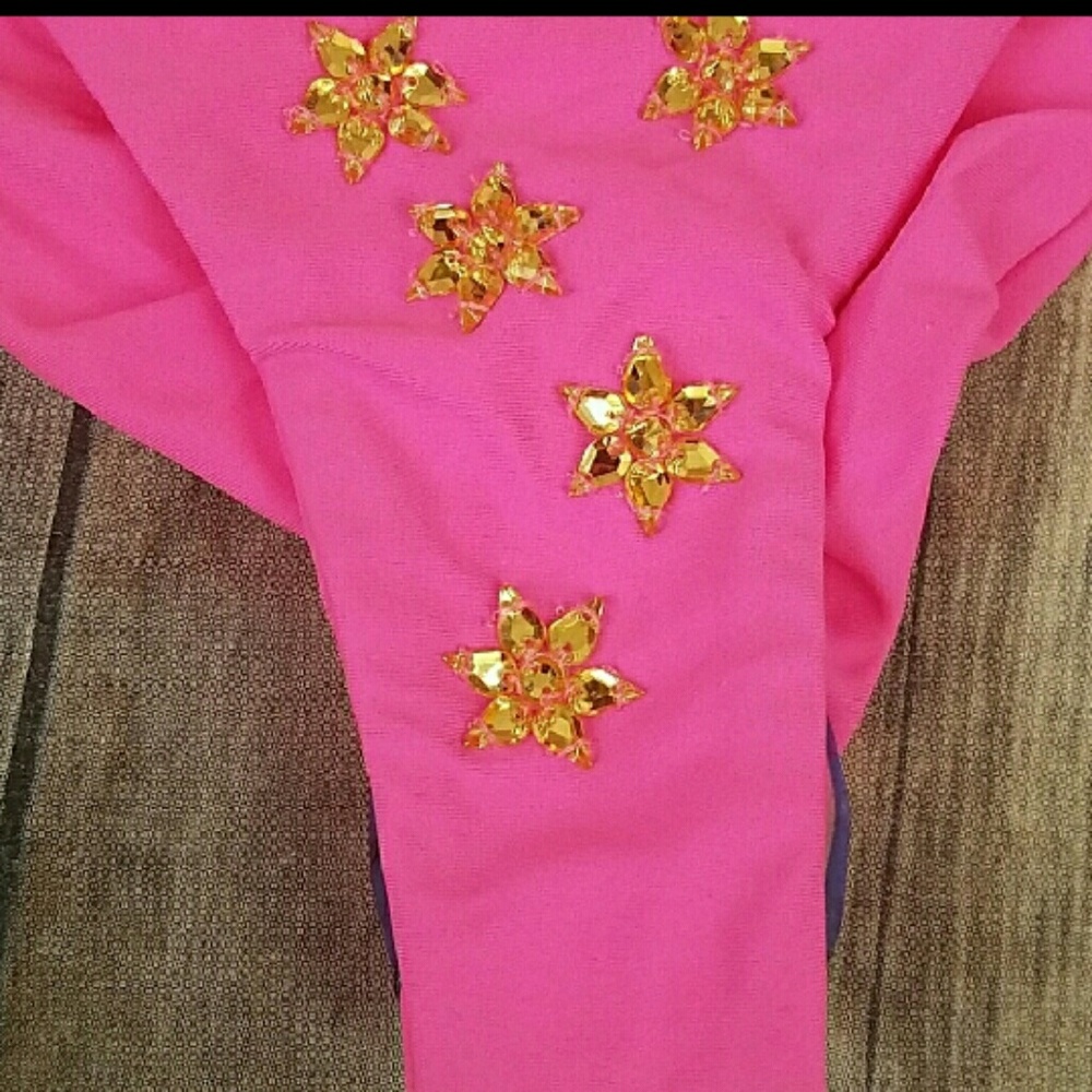 Included in bundle swap out for unavailable item - Picture 2 of 4