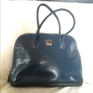 Authentic Dooney&bourke Purse