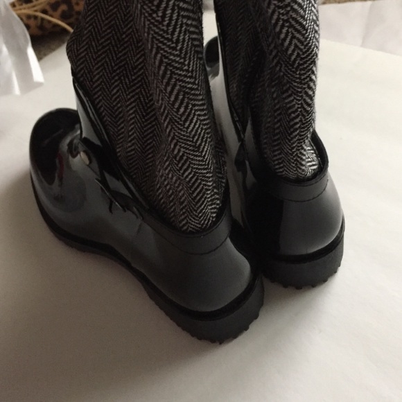 Preppy Rain boots! New! Size 10! - Picture 4 of 4