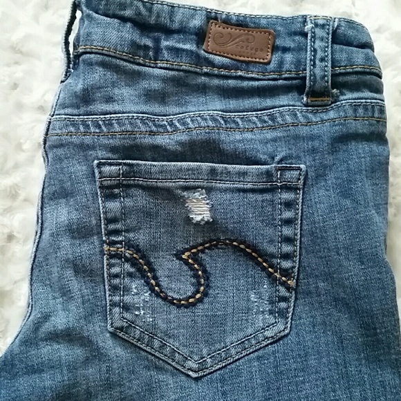 🌞Refuge frayed Blue Jeans Size 9S - Picture 2 of 3