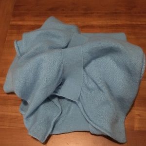 Blue lightweight cashmere scarf