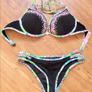 Victoria's secret bikini