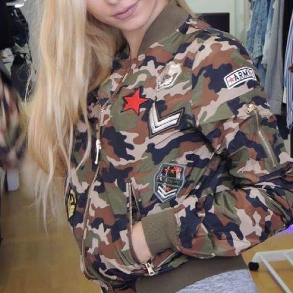 🔥🔥1 hour sale 🔥Camouflage print patch bomber