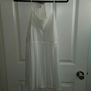 White crochet tunic flowy