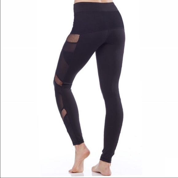 ⛔️LAST LARGE⛔️💕 Electric Yoga Mesh Leggings💪🏼💕 - Picture 2 of 4