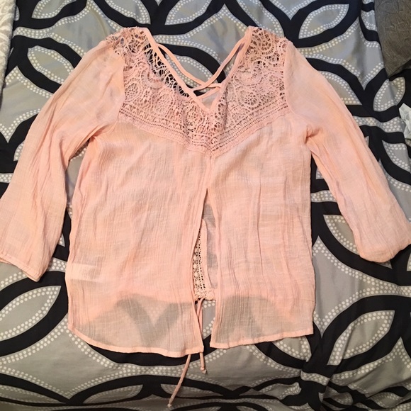 Beautiful peach shirt from Maurice's! - Picture 2 of 3