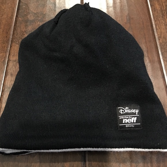 ❤️NEW!!!❤️ Disney Collection by Neff Mickey Mouse Beanie. - Picture 4 of 4