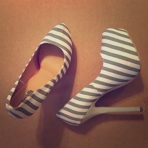 Platform pumps