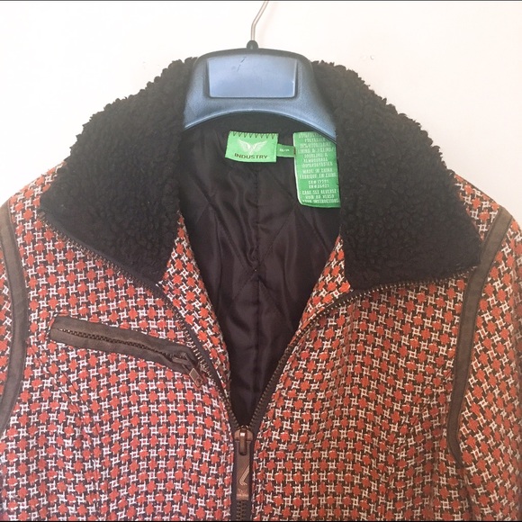 Industry Coat - Picture 4 of 4