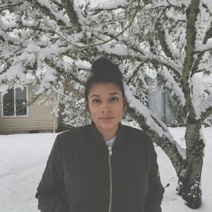 Meet your Posher, Victoria