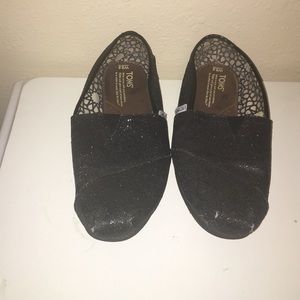 Black sparkly toms
