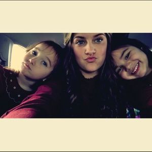 Meet your Posher, Kenedi