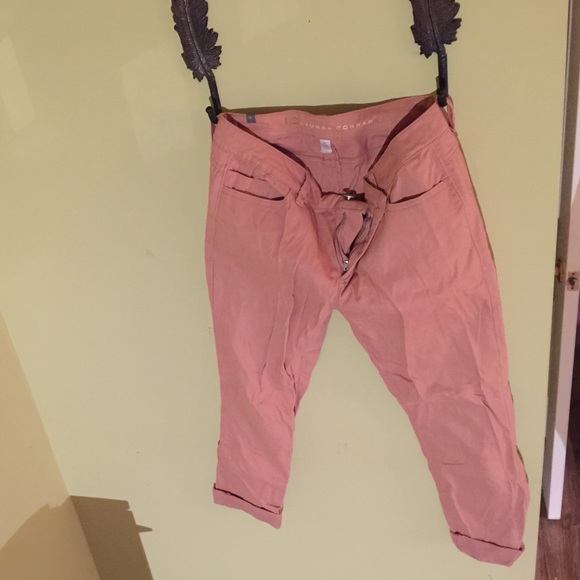 Capri pants