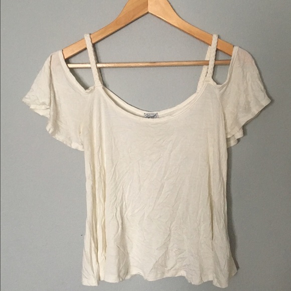 Small cold shoulder shirt