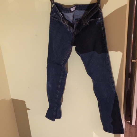 Dark wash skinny jeans