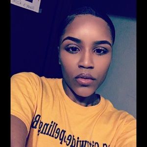 Meet your Posher, Miracle