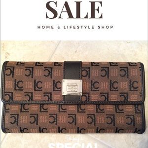Liz Claiborne wallet