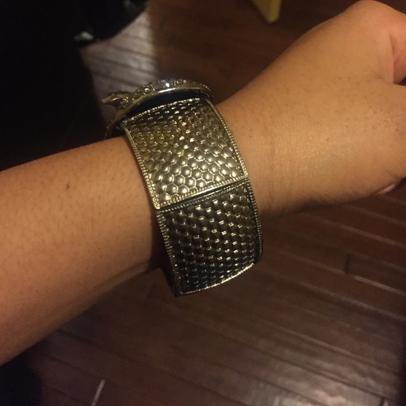 Bracelet - Picture 2 of 2