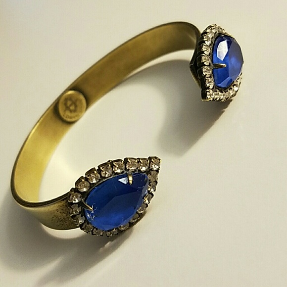 Small Sarra Cuff