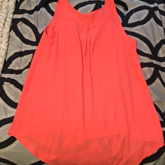 NWT Beautiful neon orange top from rue 21 - Picture 3 of 3