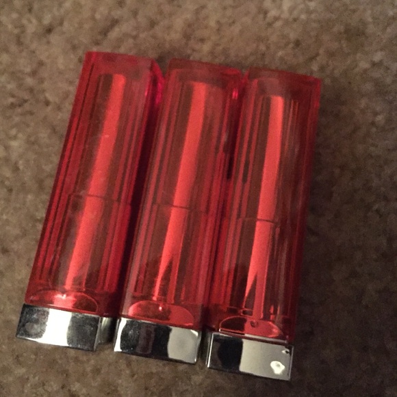 Maybelline lipsticks bundle