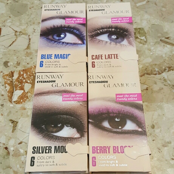 Lot of 4 Runway Glamour Eyeshadow Pallets - Picture 1 of 4