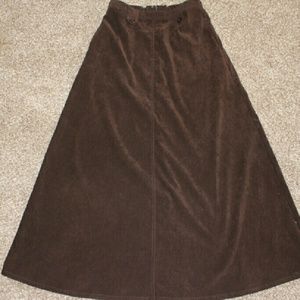 Long brown skirt.