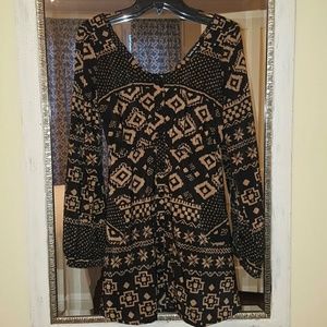 Boutique Aztec print cutout dress