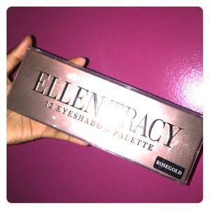 Ellen Tracy 12 Eyeshadow Palette (rose gold)