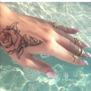 Meet your Posher, Kaitlyn