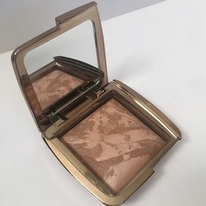 Hourglass Ambient Lighting Bronzer