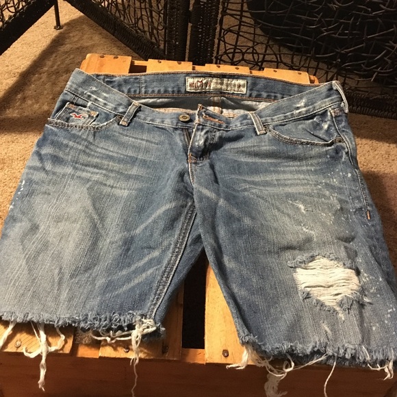 Hollister cutoffs