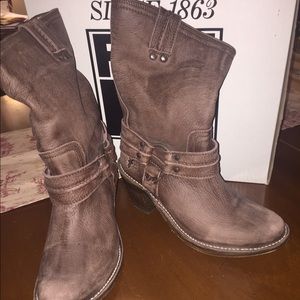 Frye Carmen Harness brown leather boots
